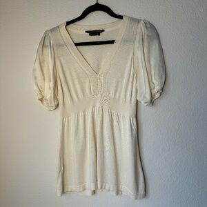 BCBGMAXAZIRA Silk Knit Cream Delicate Short Sleeve V neck Blouse Y2K Size Medium